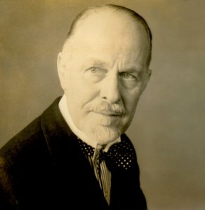 Retrato de Elias Burton Holmes
