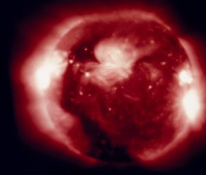 El Sol, fotografiado en longitudes de onda de rayos X por Skylab de Henry Charles Fehr
