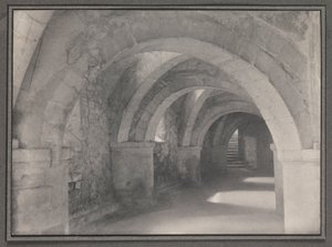 Triforio en la cripta de la Catedral de Gloucester de John Pardon