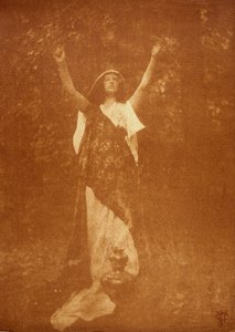Mujer con un jarrón, c. 1906