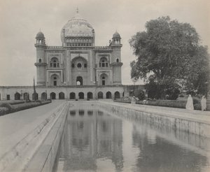 Tumba de Safdarjung, Delhi de studio of A. W. A. Plâté Studio (Ceylonese)