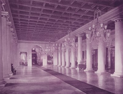 Salón de Mármol, Casa de Gobierno, Calcuta de (after) English photographer