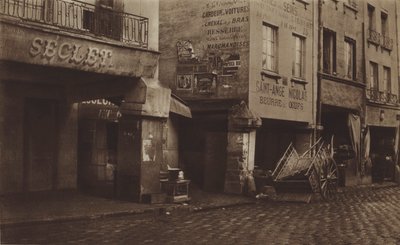 Fragmento de los Pilares de las Halles de (after) French Photographer