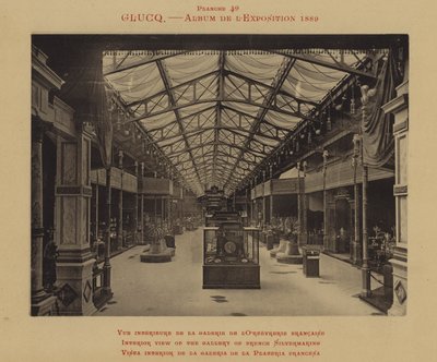 Vista interior de la galería de platería francesa de (after) French Photographer