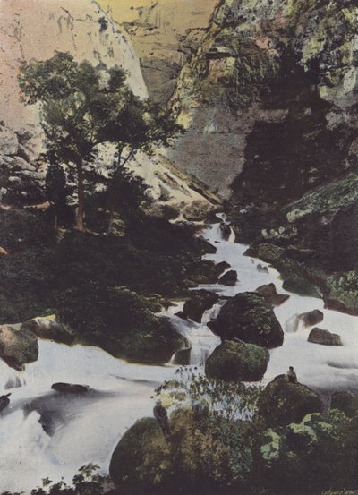 Fuente de la Sorgue en la Fontaine de Vaucluse (foto en color) de (after) French Photographer
