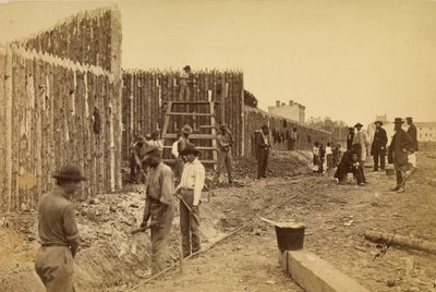 [Empalizada construida por el General Haupt para proteger la propiedad del gobierno, Orange  Alexandria R.R., Alexandria, Virigina] de A.J. Russell