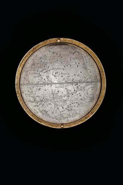 Dos globos terráqueos y celestes excepcionales, sostenidos por Hércules y Atlas, Augsburgo de Abraham Drentwett