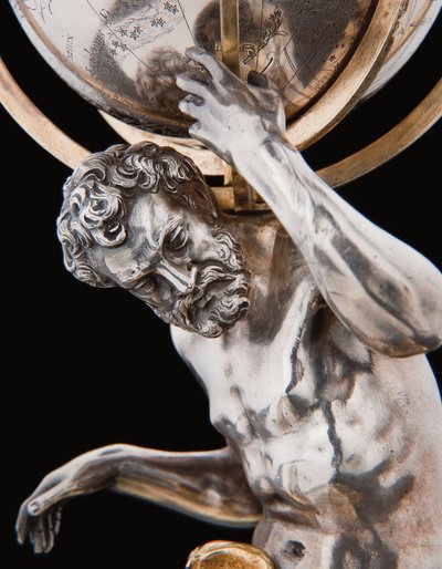 Dos globos terráqueos y celestes excepcionales, sostenidos por Hércules y Atlas, Augsburgo de Abraham Drentwett