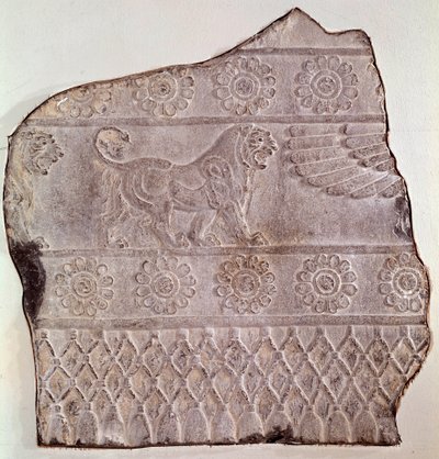 Fragmento de bajorrelieve que representa un león caminando. De Persépolis (Irán) Época Aqueménida, 460 a.C. Seattle, Museo de Arte de Achaemenid
