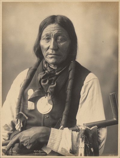 [Búfalo Blanco, del Pueblo Arapaho] de Adolph F. Muhr