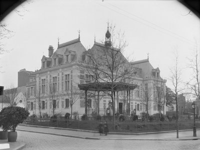 Ayuntamiento, c.1886-90 de Adolphe Giraudon