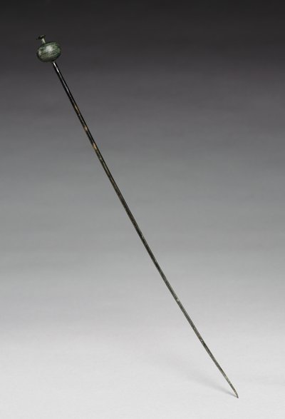 Alfiler de prenda, c.1400 a.C. (bronce fundido y forjado) de Age Bronze