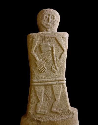Arte prehistórico: estela masculina de la Selva di Filetto (Filetto II), Edad del Hierro de Iron Age