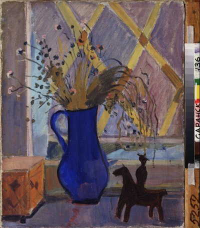 Durante el sitio de Leningrado (San Petersburgo). Un ramo de flores en un jarrón azul. Pintura de Alexander Isaakovich Rusakov (1898-1952), óleo sobre lienzo, ca. 1943. Arte ruso, siglo XX, arte moderno. Museo Estatal de Arte Mordoviano S. Ersya, Saransk ( de Aleksandr Isaakovich Rusakov
