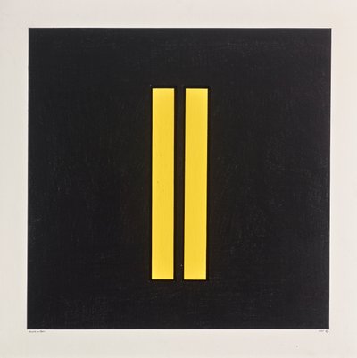 Pilares amarillos sobre negro, 2021 (esmalte sobre cartulina) de Alex Dunn