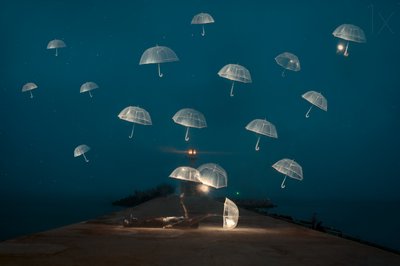 La noche de los paraguas flotantes de Alexandar Lazarov