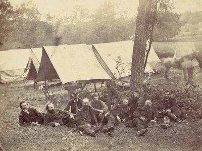 Grupo en el cuartel general del Ejército del Potomac, Antietam, octubre de 1862 de Alexander Gardner