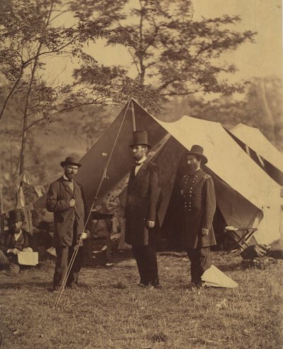 Presidente Abraham Lincoln, Mayor General John A. McClernand y E. J., 4 de octubre de 1862 de Alexander Gardner