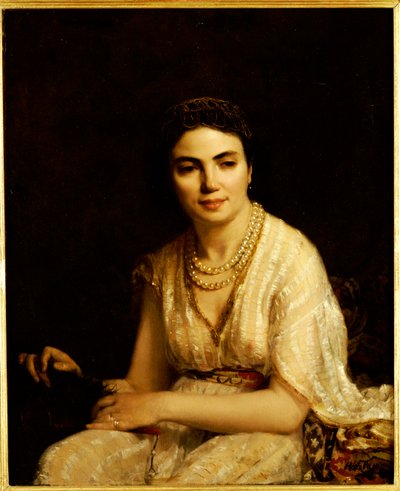 Retrato de una Mujer con Collar de Perlas y Abanico de Alexei Alexevich Harlamoff