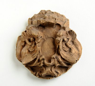 Maqueta para un arco clave con una alegoría del amor de Alfred Gilbert