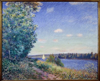 El camino al borde del agua en Sahurs de Alfred Sisley