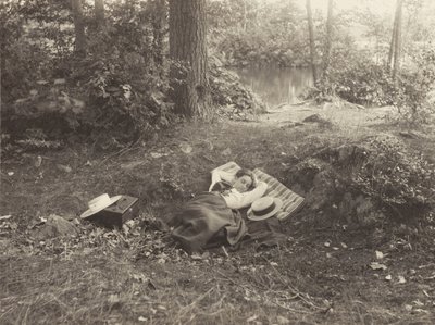 Emmy Obermeyer, Tea Island, lago George de Alfred Stieglitz