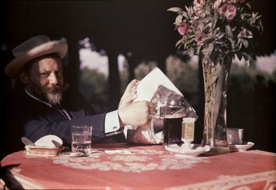Frank Eugene Sentado en la Mesa de Alfred Stieglitz
