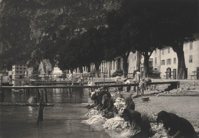 Lavanderas en Riva del Garda de Alfred Stieglitz