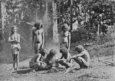 Veddahs o Hombres Salvajes, c. 1890, 1910 de Alfred William Amandus Plate