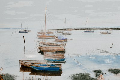 Barcos en el puerto de Leigh, 2018 (fotografía pintada a mano) de Alice Gur-Arie