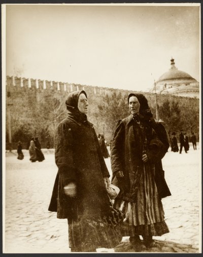 [Fotografías del viaje de estudios a Rusia utilizadas para el cuadro "La abolición de la servidumbre en Rusia" (1914), del "Ciclo de la Epopeya de los Eslavos, Moscú"]. de Alphonse Maria Mucha