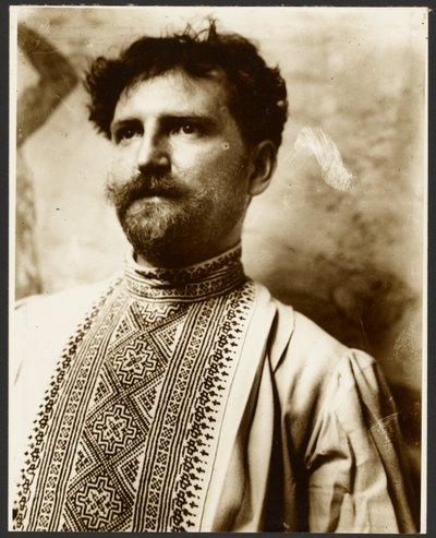 [Autorretrato con camisa elegante] de Alphonse Maria Mucha