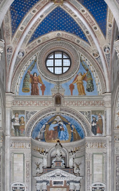Coronación de la Virgen María con Dios y el Espíritu Santo entre Francesco y Ludovico Sforza de Ambrogio da Fossano