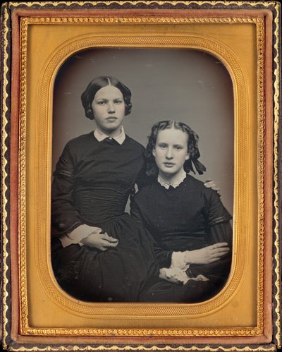 Retrato de dos niñas de American 19th Century