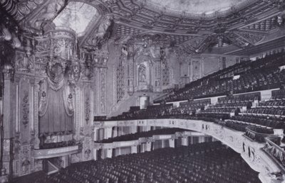 Chicago: Interior, Teatro Oriental de American Photographer (after)