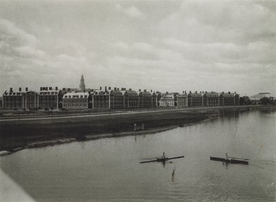 Universidad de Harvard: Escuela de Negocios desde el Río Charles de American Photographer (after)