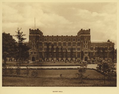 Universidad de Princeton: Guyot Hall de American Photographer (after)