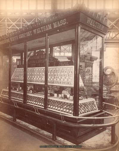 Exposición de American Watch Co., Edificio Principal, Exposición Internacional del Centenario, Filadelfia, 1876 de American Photographer