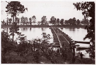 Construcción de cuarteles en Fort Brady, c.1865 (impresión de plata de albúmina a partir de negativo de vidrio) de American Photographer