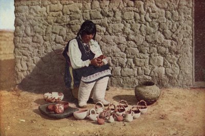 Decorando cerámica, Pueblo de Isleta, Nuevo México de American Photographer