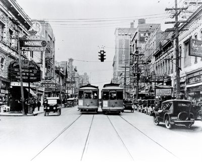 Calle Elm, Dallas 1922 de American Photographer