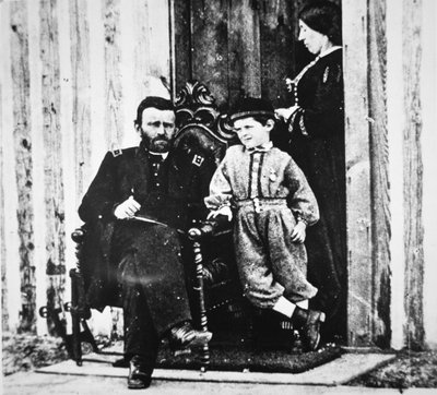 El General Grant con su esposa Julia Dent y su hijo Frederick Dent Grant, en City Point de American Photographer