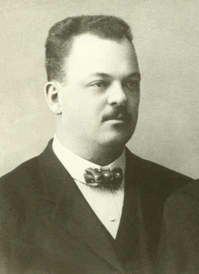 Gideon Sundback (foto b/n) de American Photographer