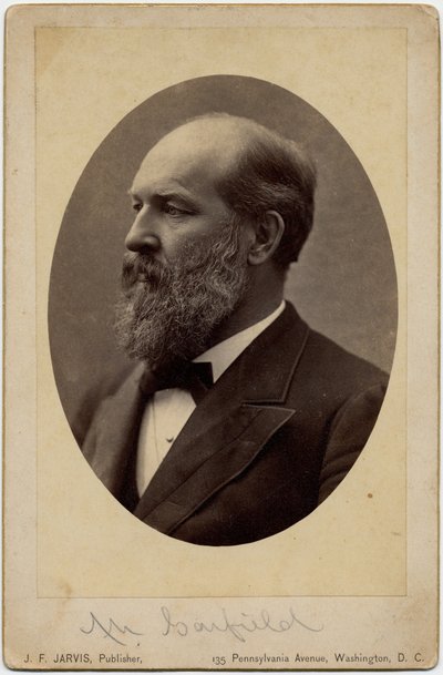 James Abram Garfield (1831-81), 20º Presidente de los Estados Unidos de América, foto de J F Jarvis, Washington DC de American Photographer