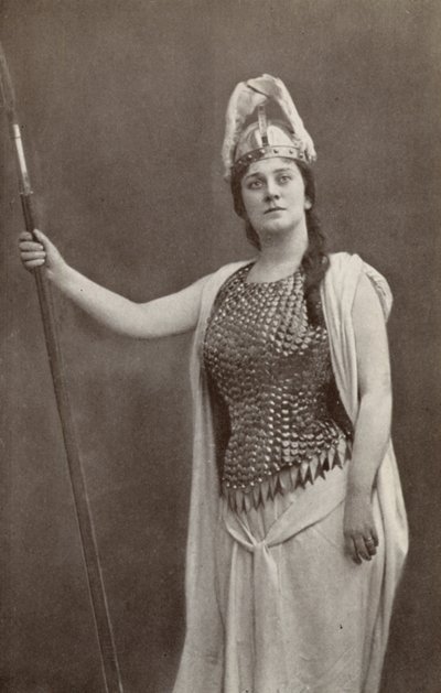 Lillian Nordica, como Brunnhilde, en "Die Walkure" (foto en blanco y negro) de American Photographer