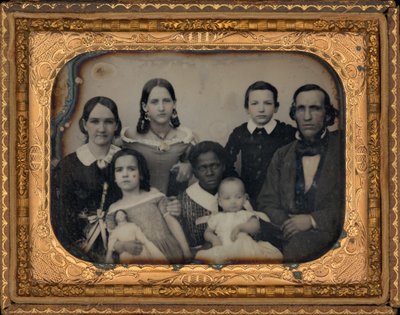 Retrato de familia,década de 1860 (foto) de American Photographer
