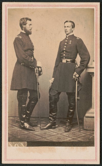 Príncipe Felipe de Orleans, Conde de París, y su hermano el Príncipe Roberto de Orleans, Duque de Chartres, en uniformes de la Unión con espadas, c.1861-62 de American Photographer