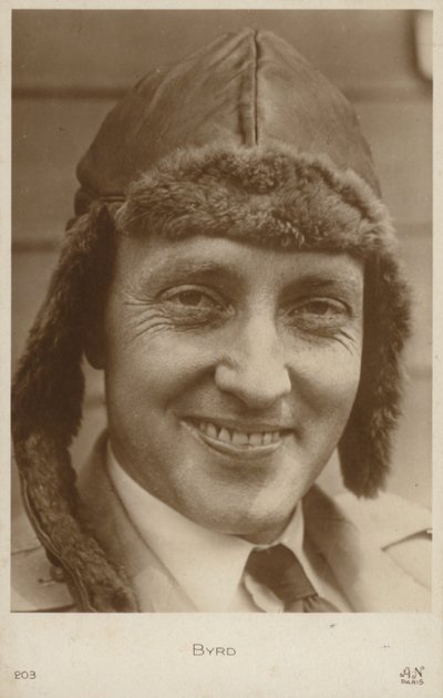 Richard E Byrd, oficial naval, aviador y explorador estadounidense (foto b/n) de American Photographer