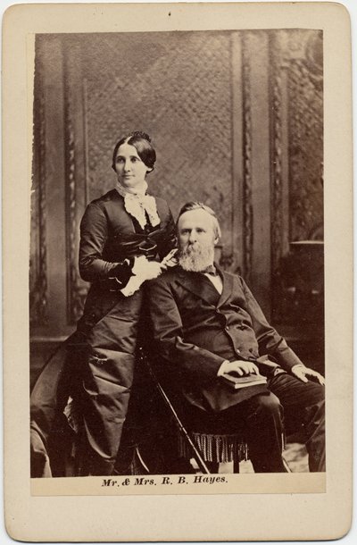 Rutherford Birchard Hayes (1822-93), 19º Presidente de EE.UU., y Lucy Ware Webb Hayes (1831-89), su esposa de American Photographer