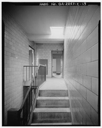 Techwood Homes, Edificio No. 1, 575-579 Techwood Drive, Atlanta, Condado de Fulton, GA de American Photographer